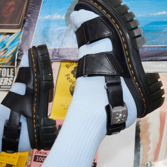 DR. MARTENS X HEAVEN BY MARC JACOBS RICKI 2-STRAP HMJ SANDAL - Picture 16 of 16